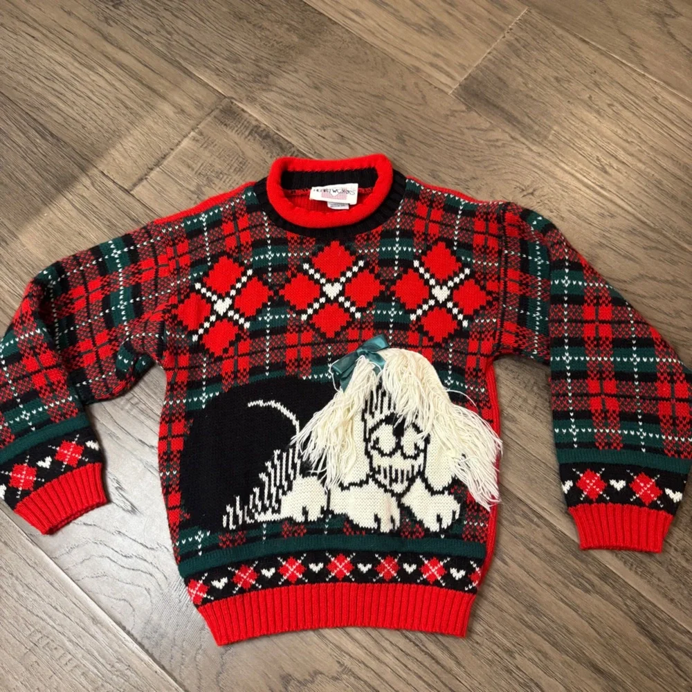 Vintage Heartworks Red and Black Holiday Dog Sweater w/ Skirt Set EUC Medium 5/6